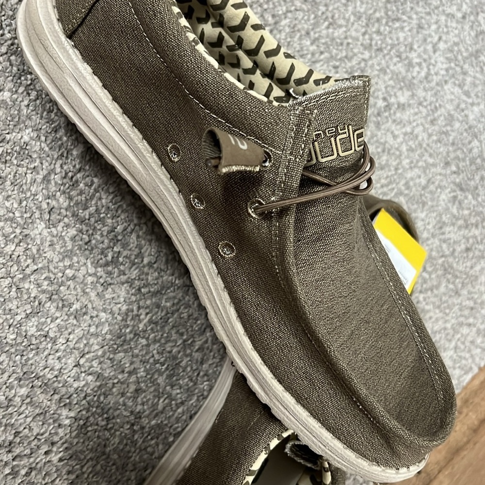 Men’s brown/taupe Hey Dude slip on shoes - Picture 6 of 7